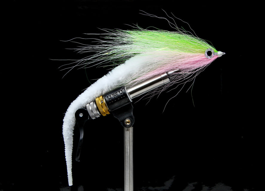 Video: Fly Tying Using Magnum's Dragon Tails